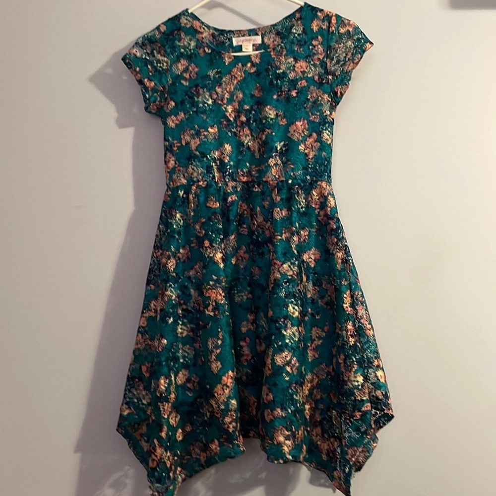 Capped sleeve dress